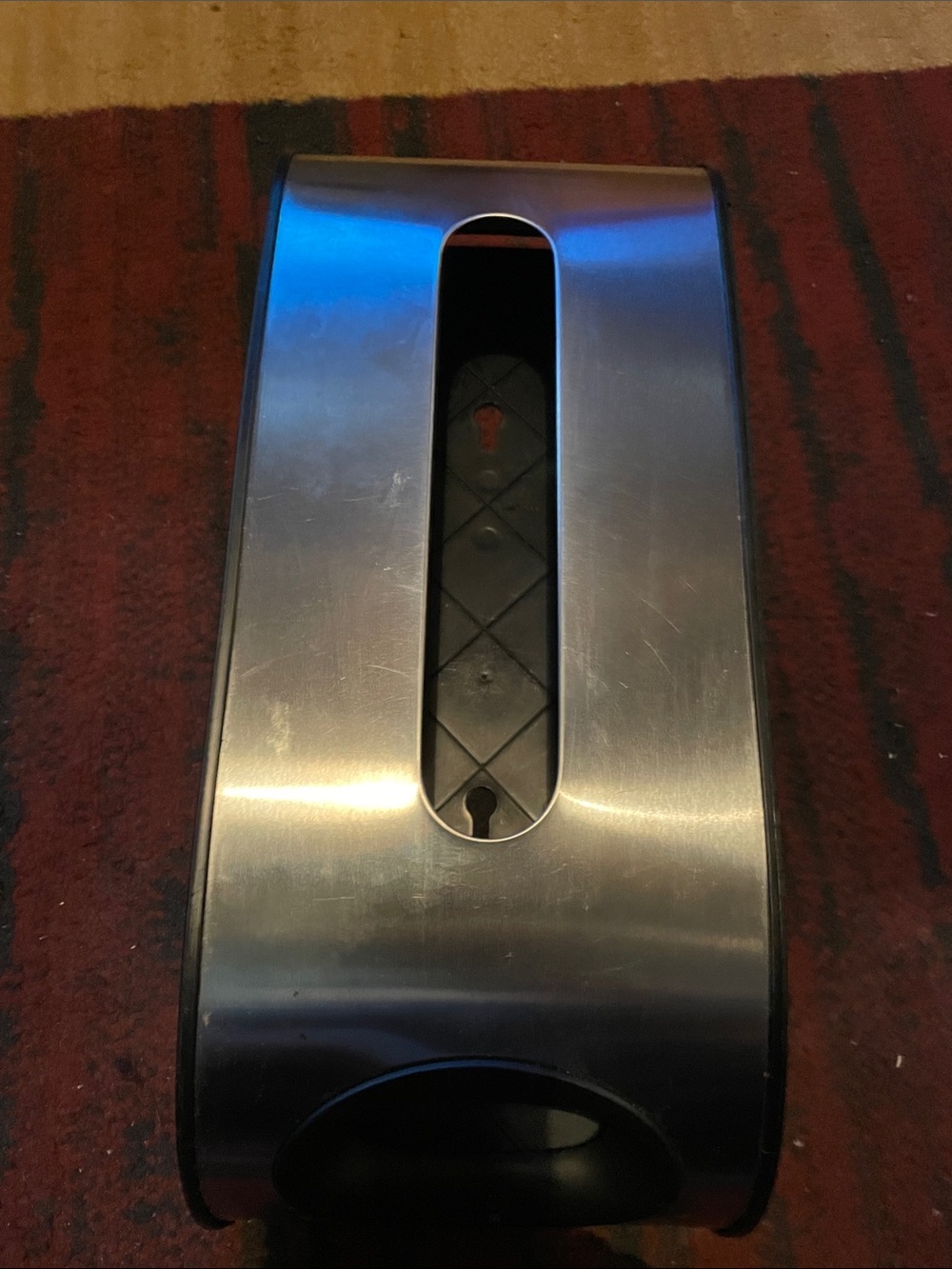 Stainless Steel Wall-Mount Paper Towel Dispenser - Silver